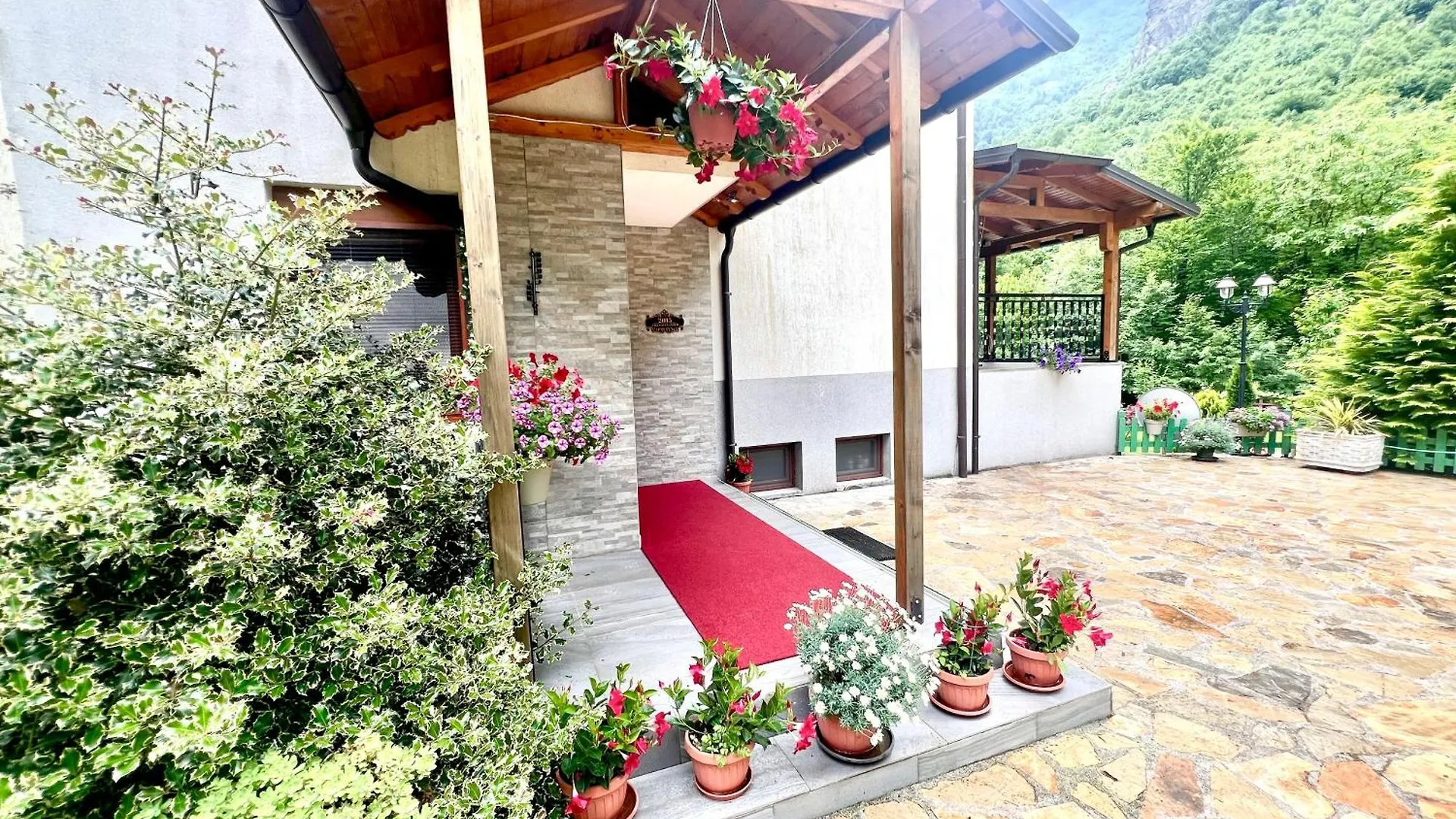 Vila Alexander B&B Valbone 0*,
